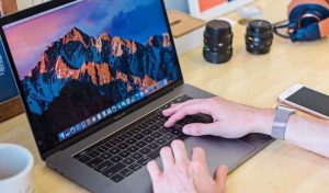 Kiểm tra bàn phím Macbook là quá trình quan trọng nhằm đảm bảo thiết bị này có đang hoạt động tốt hay không